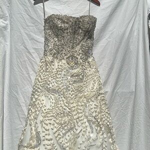 Monique Lhuillier Wedding Dress Size 10